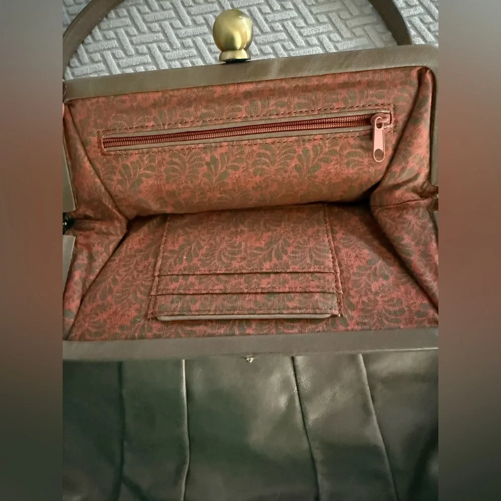 HOBO International Gray leather fold over kiss lock bag - Picture 4 of 5